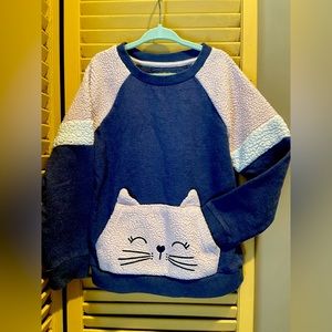 Girls sweatshirt with fuzzy pink cat.